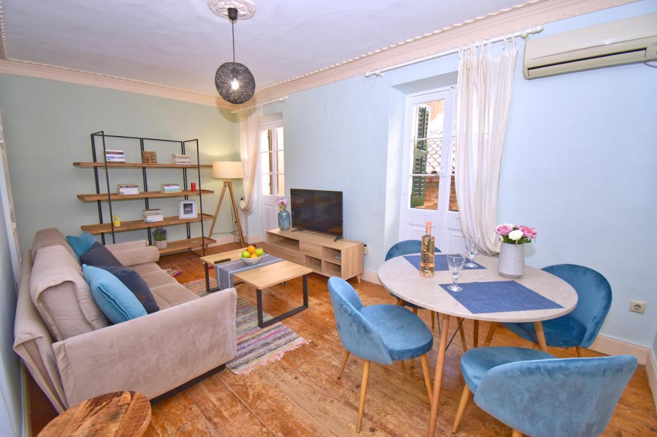 Roses Apartment In Corfu City Centre Exteriör bild
